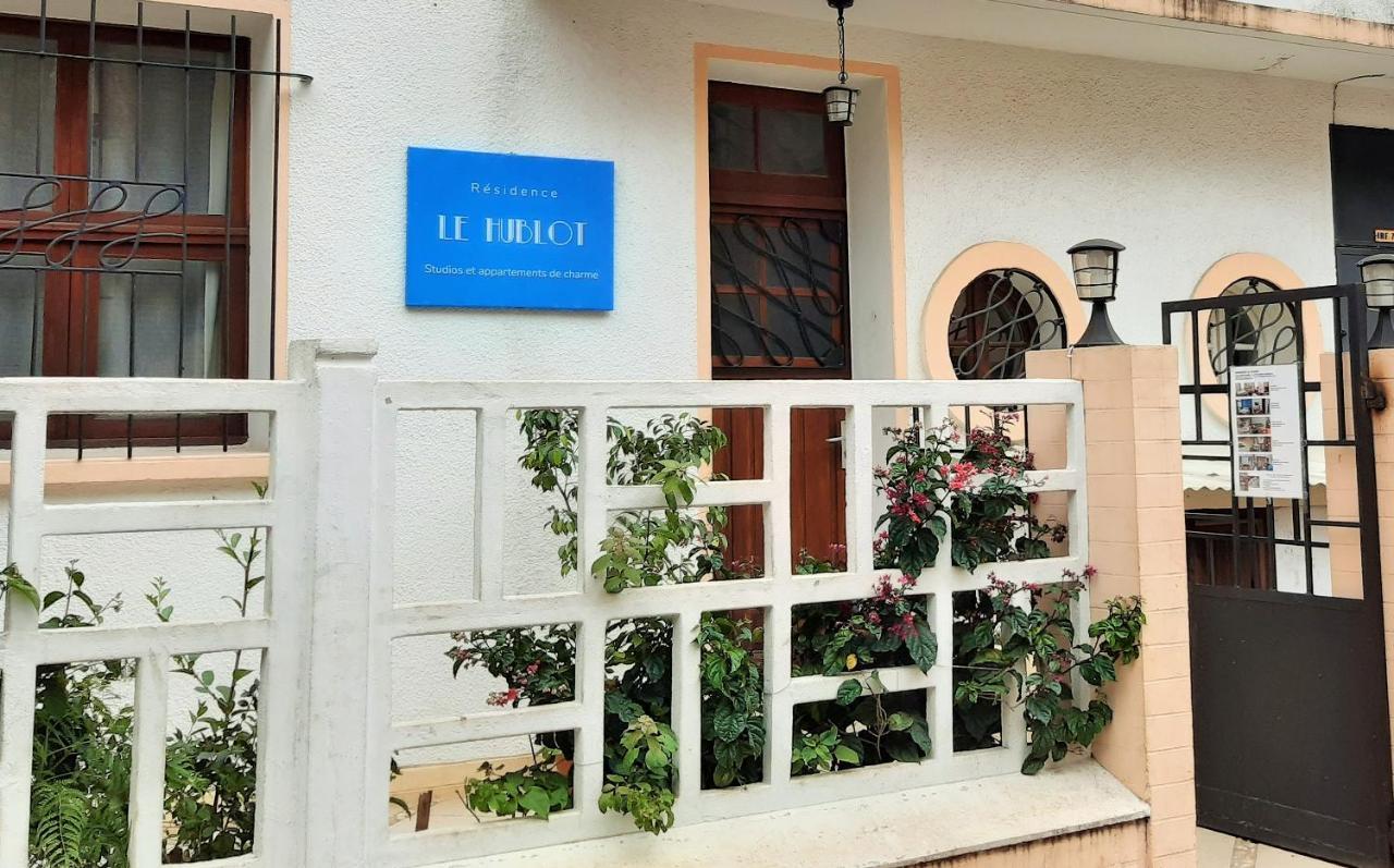 Residence Le Hublot أنتاناناريفو المظهر الخارجي الصورة